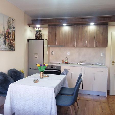 ネセバルApartament ,,Edelvais- Lux"アパートメント エクステリア 写真