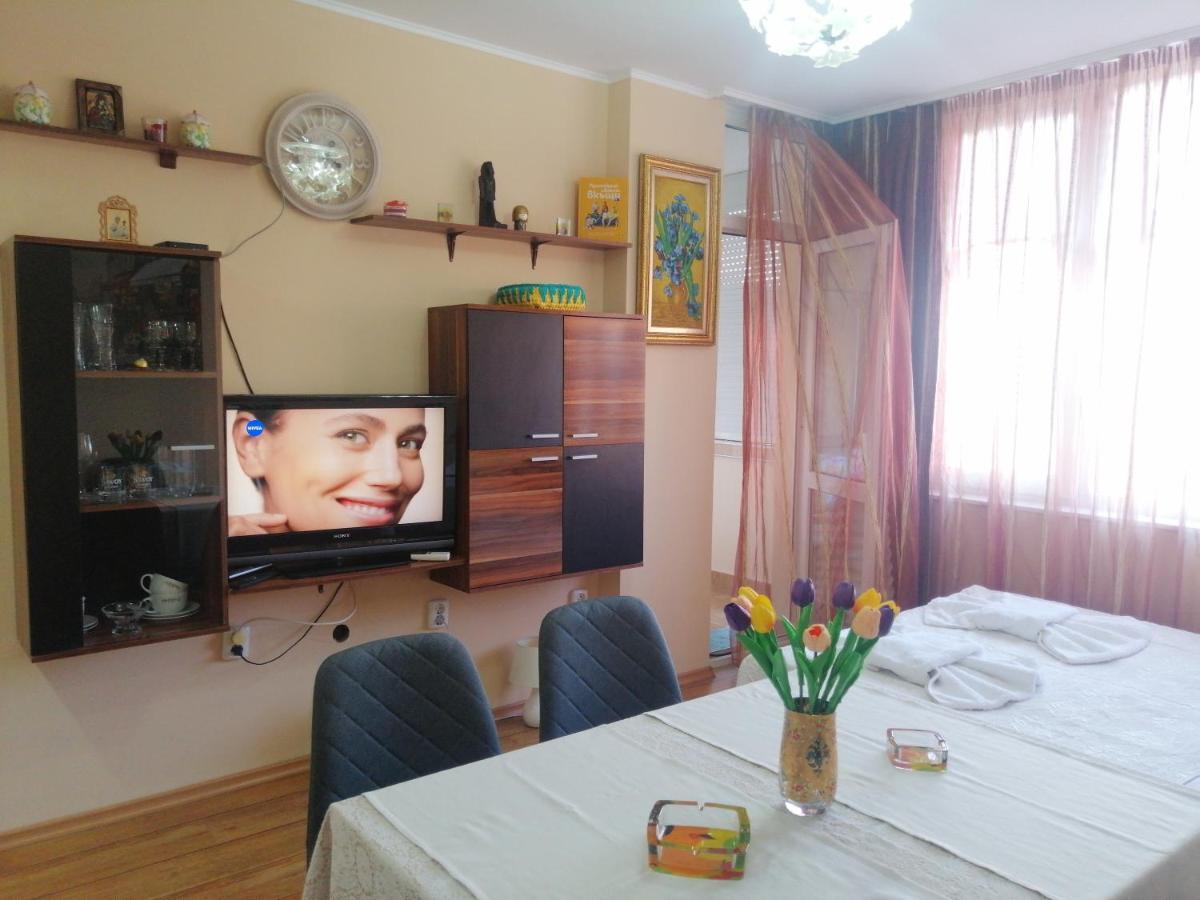 ネセバルApartament ,,Edelvais- Lux"アパートメント エクステリア 写真